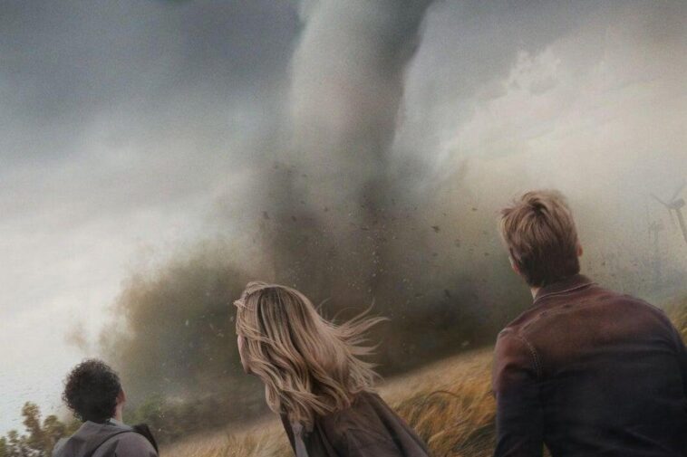Storm Chasers Await the Twisters Sequel with High Hopes for Accurate Weather Science and Safety Focus