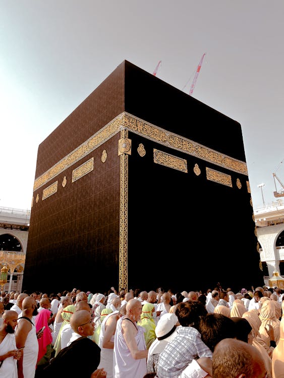 Learn the Importance of Karbala with Ziyarat Package Booking 2 kaaba