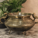 How to Incorporate Vintage Brass into Modern Home Decor 21 2010 ed2c4515 c76e 403b 86cd 9ad767e84e64