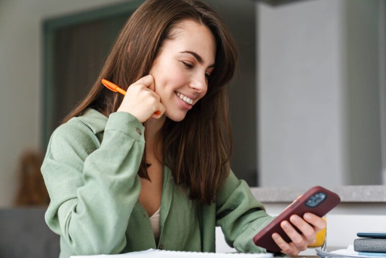 Why You Should Use a Loan Calculator Before Applying for an Internatio 1 Why You Need the Best Education Loan Calculator for Studying Abroad 4