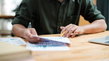 UnderstandingFixedvsVariableStudentLoanRatesAGuideforInternationalStudents