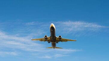 plane 1577470 1280 1 1