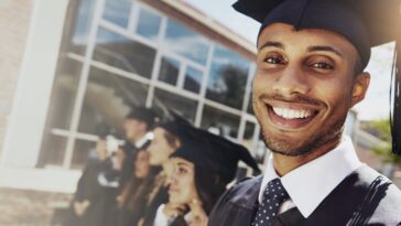 5 things to consider before applying to grad school