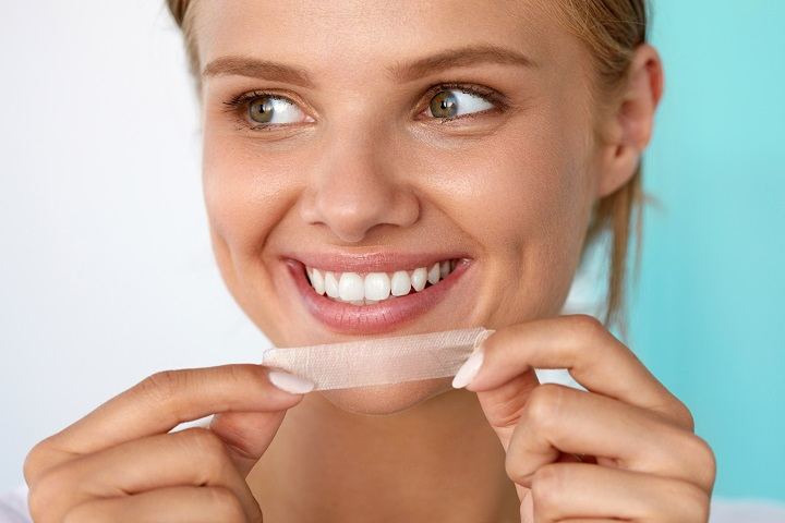 The Do’s and Don’ts of Home Teeth Whitening in Dubai 1 ho1 1