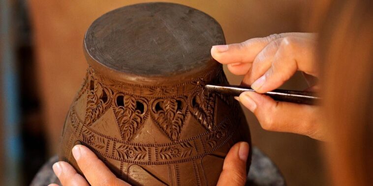 What Makes Handicraft Items Manufacturers Passionate About Every Detail