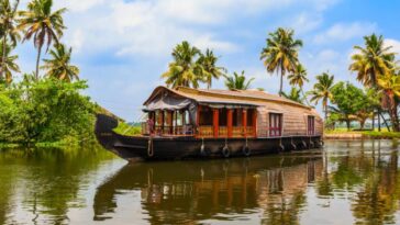 Best Houseboat in Alleppey Kerala
